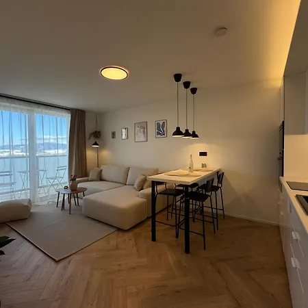 Hemsen Apartment
